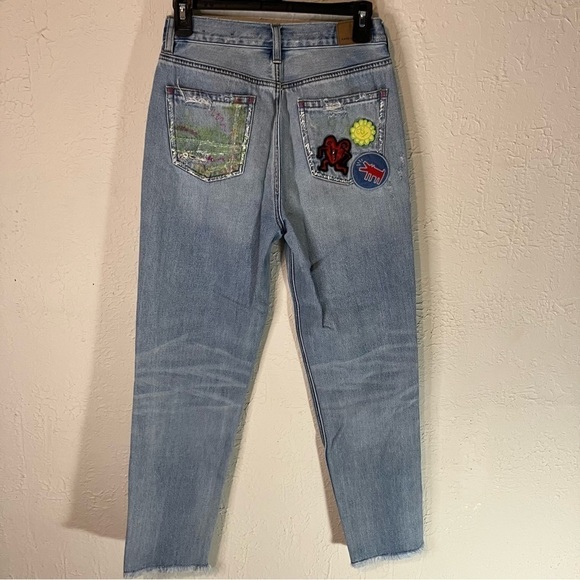 AMERICAN Eagle x Keith Haring Distressed Patch Work Mom Jeans - Picture 8 of 12